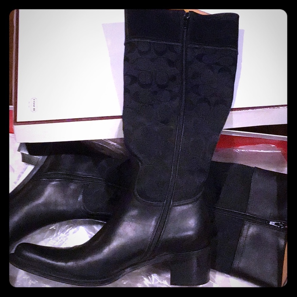 Never worn Coach Olivia riding boots
